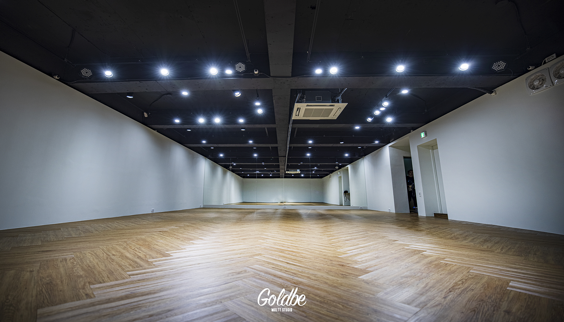 골드비 스튜디오 온천장점