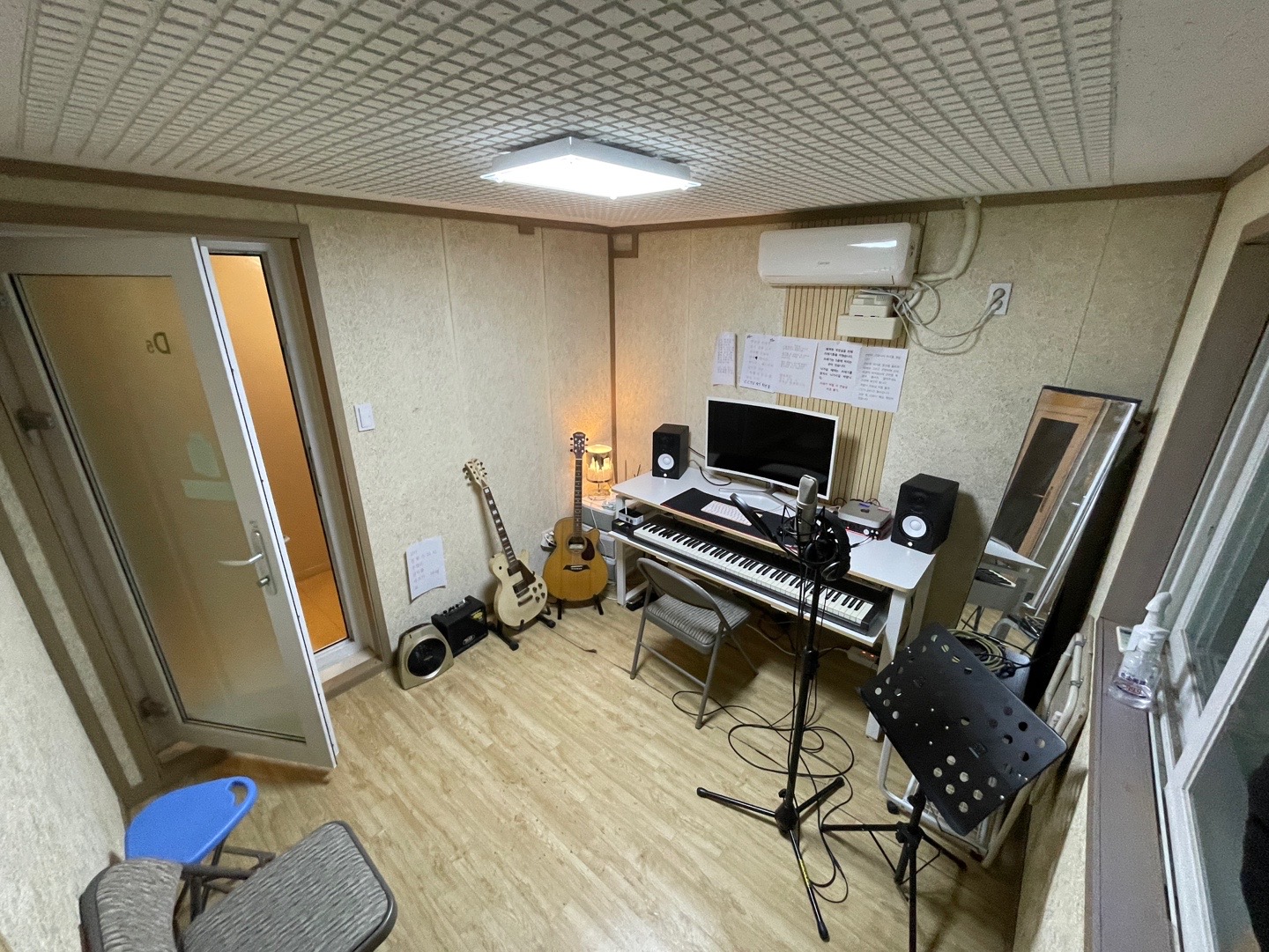 KJ STUDIO