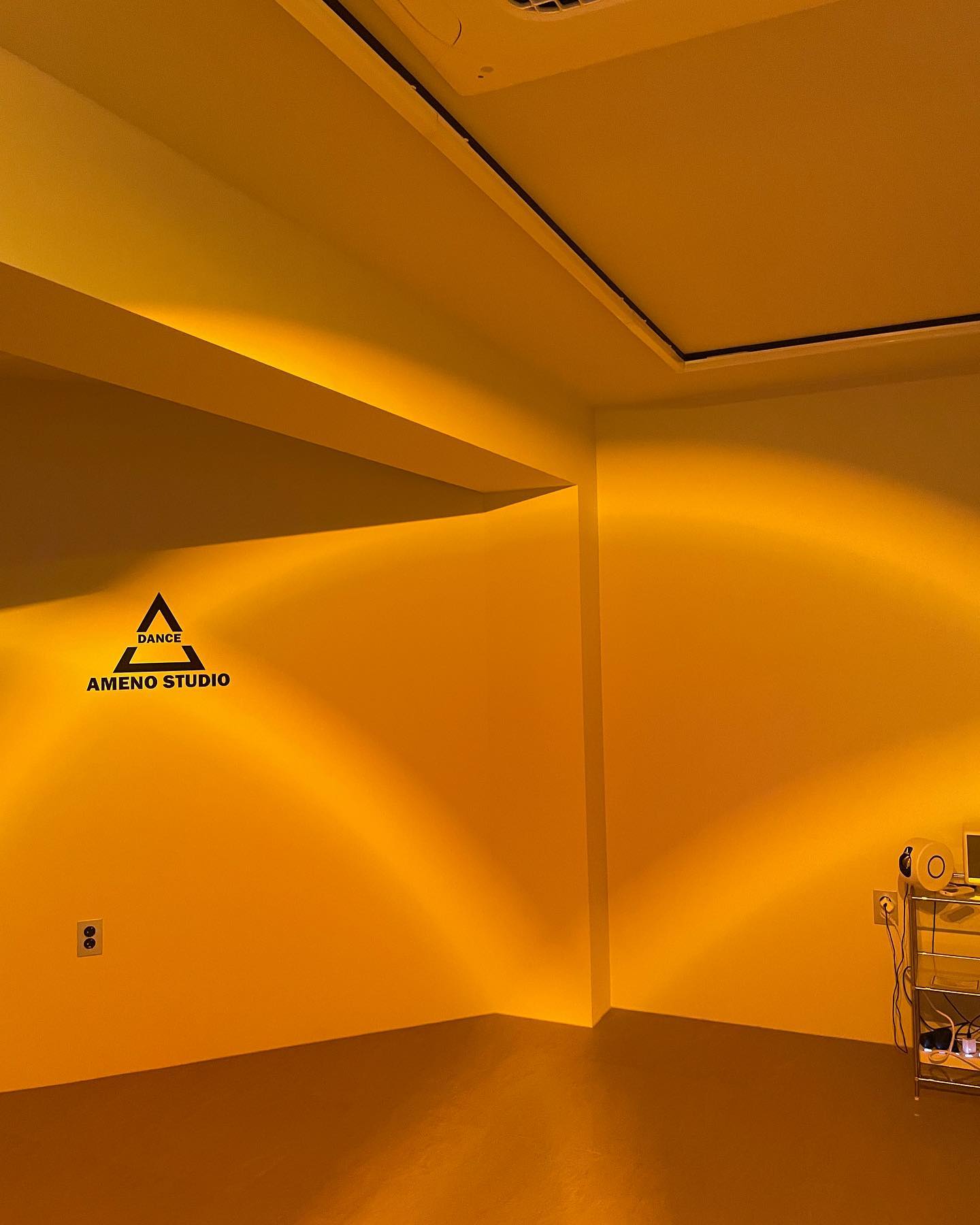 AMENO MUSIC & DANCE STUDIO