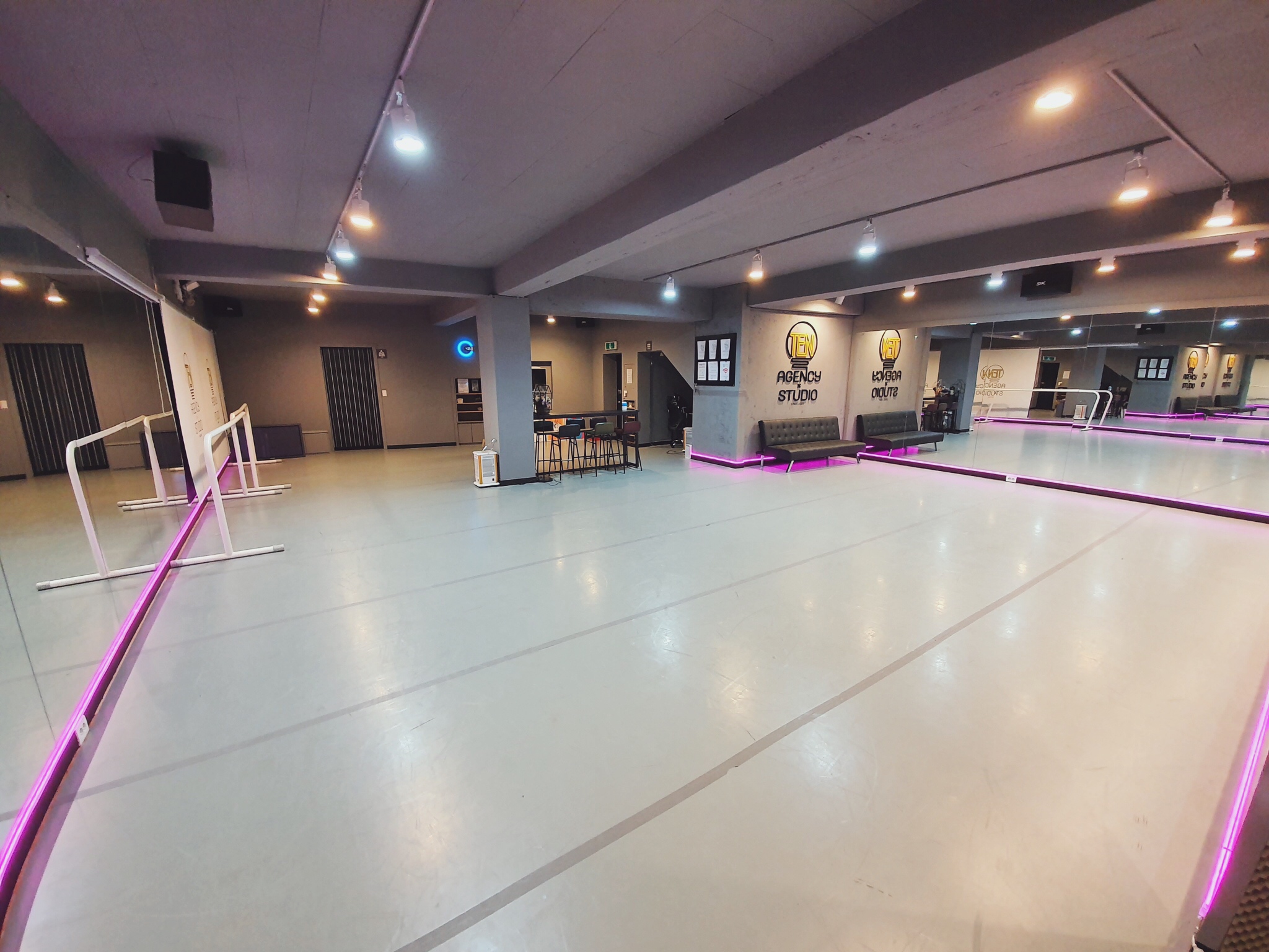 TEN AGENCY x STUDIO