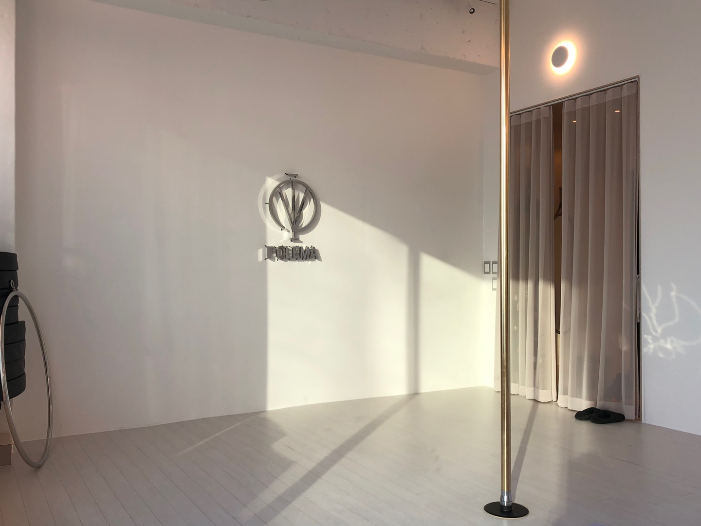 POLE MA
