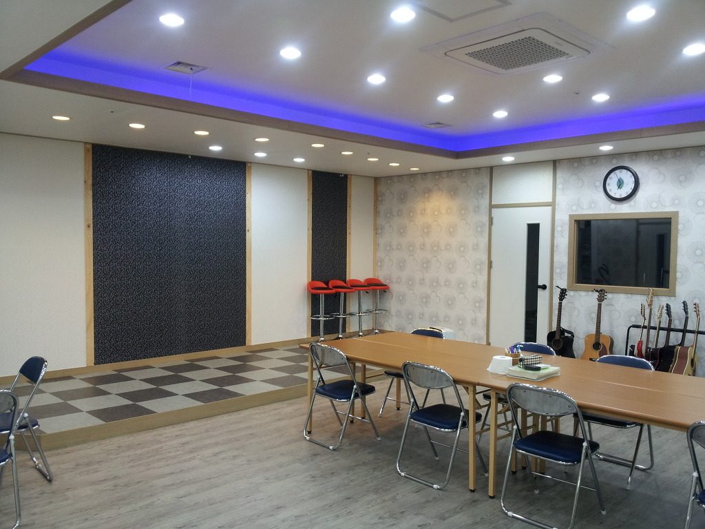 엠앤아이악기연습실 - 서구 연습실