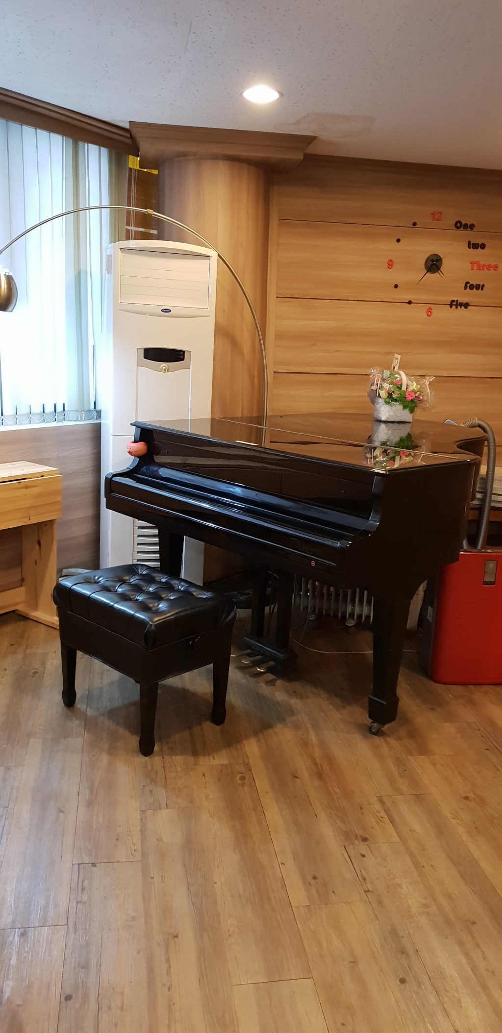 리스트 피아노학원 연습실