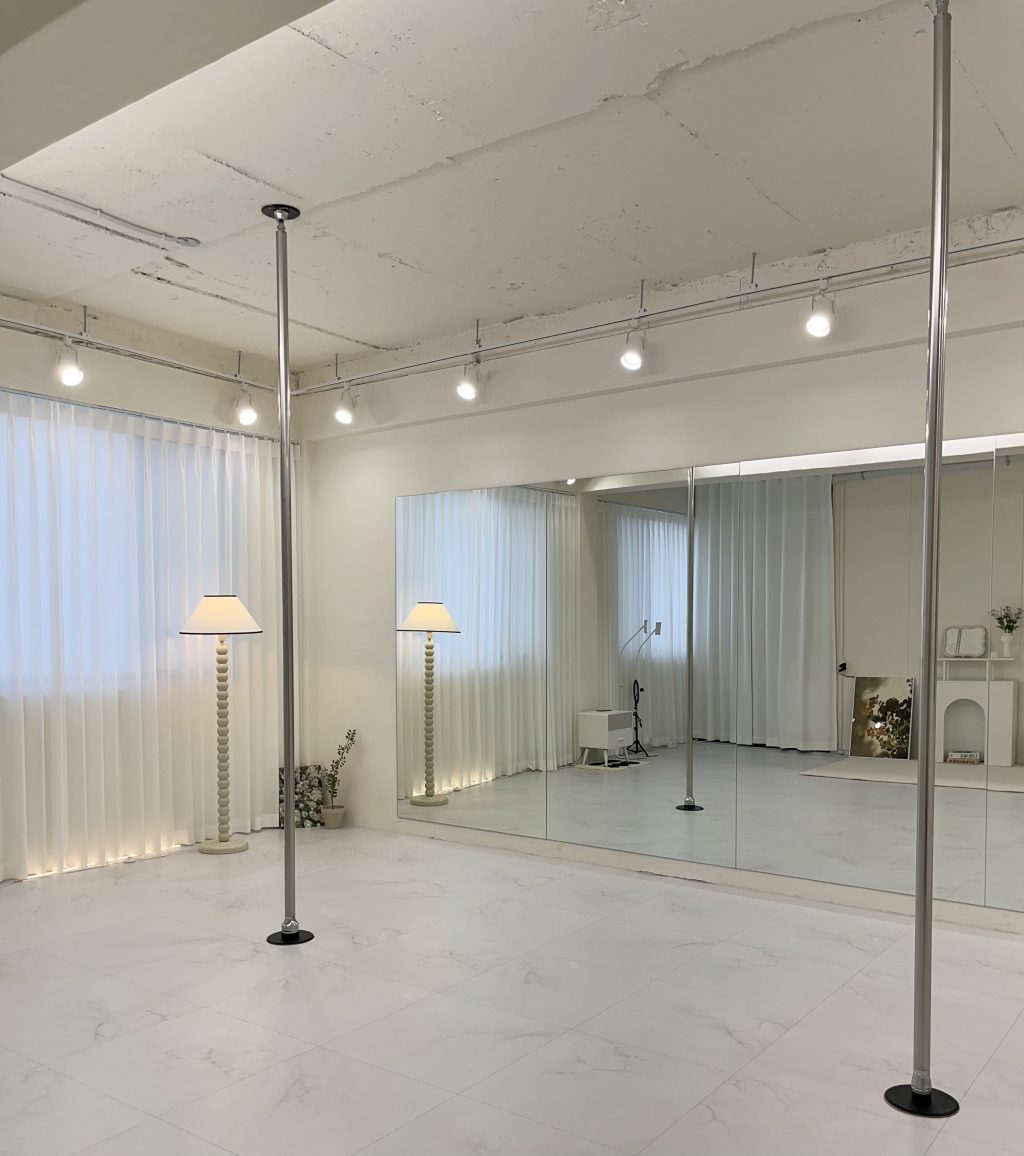 마이릿 폴스튜디오