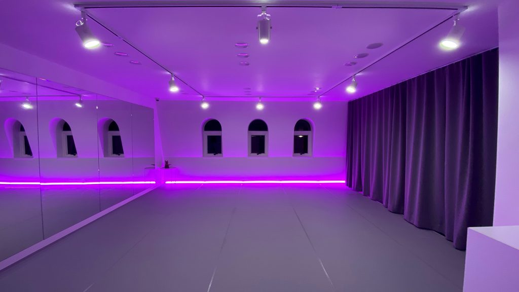 위스튜디오 1호점