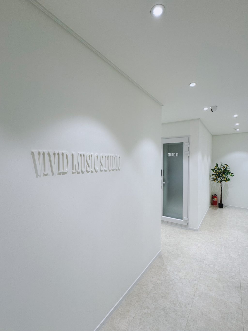 비비드 뮤직스튜디오 음악연습실 -  연습실