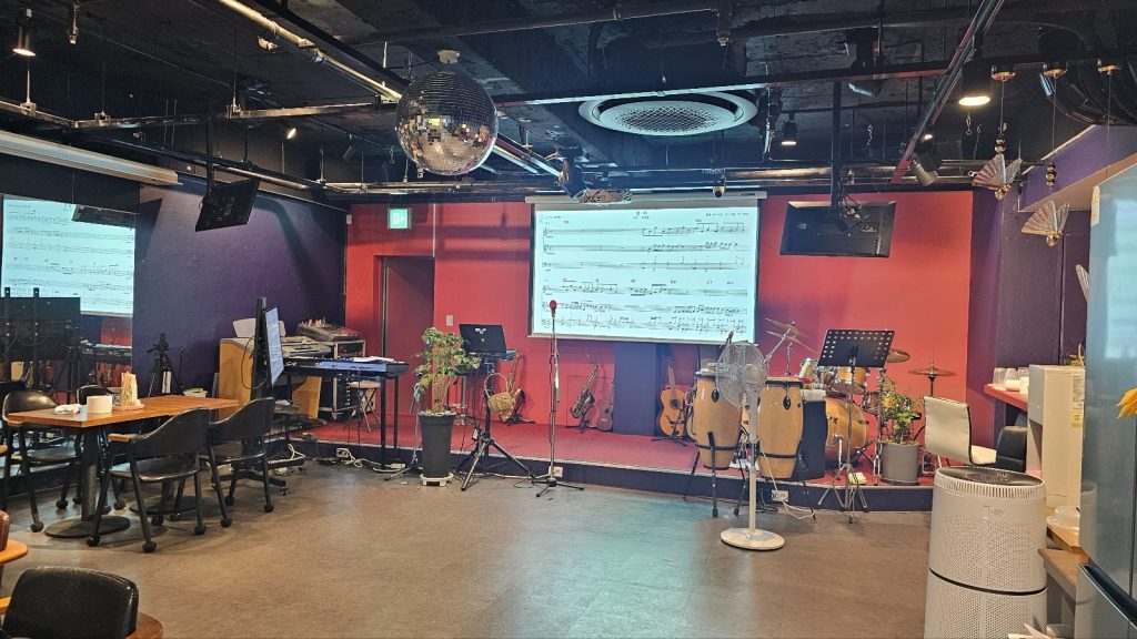 아티스트앤뮤지션클럽