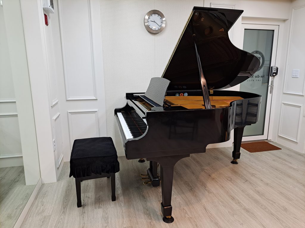 안디무지크스튜디오