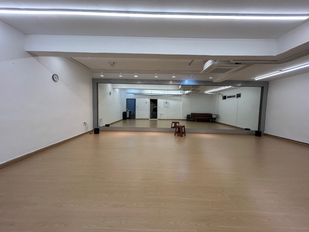 세렝게티댄스연습실 공원점