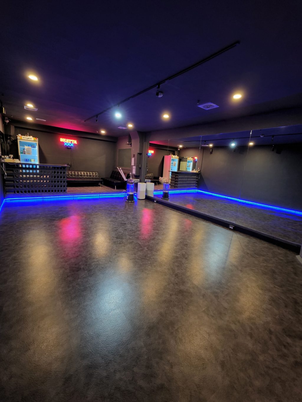 샷다스튜디오 연습실 B홀