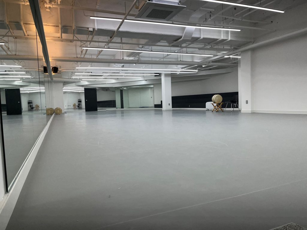 유홀 무용연습실