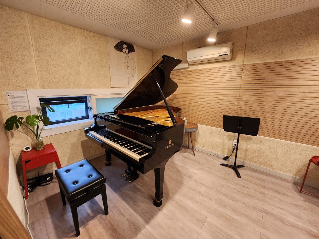 데어클랑 연습실 -  연습실