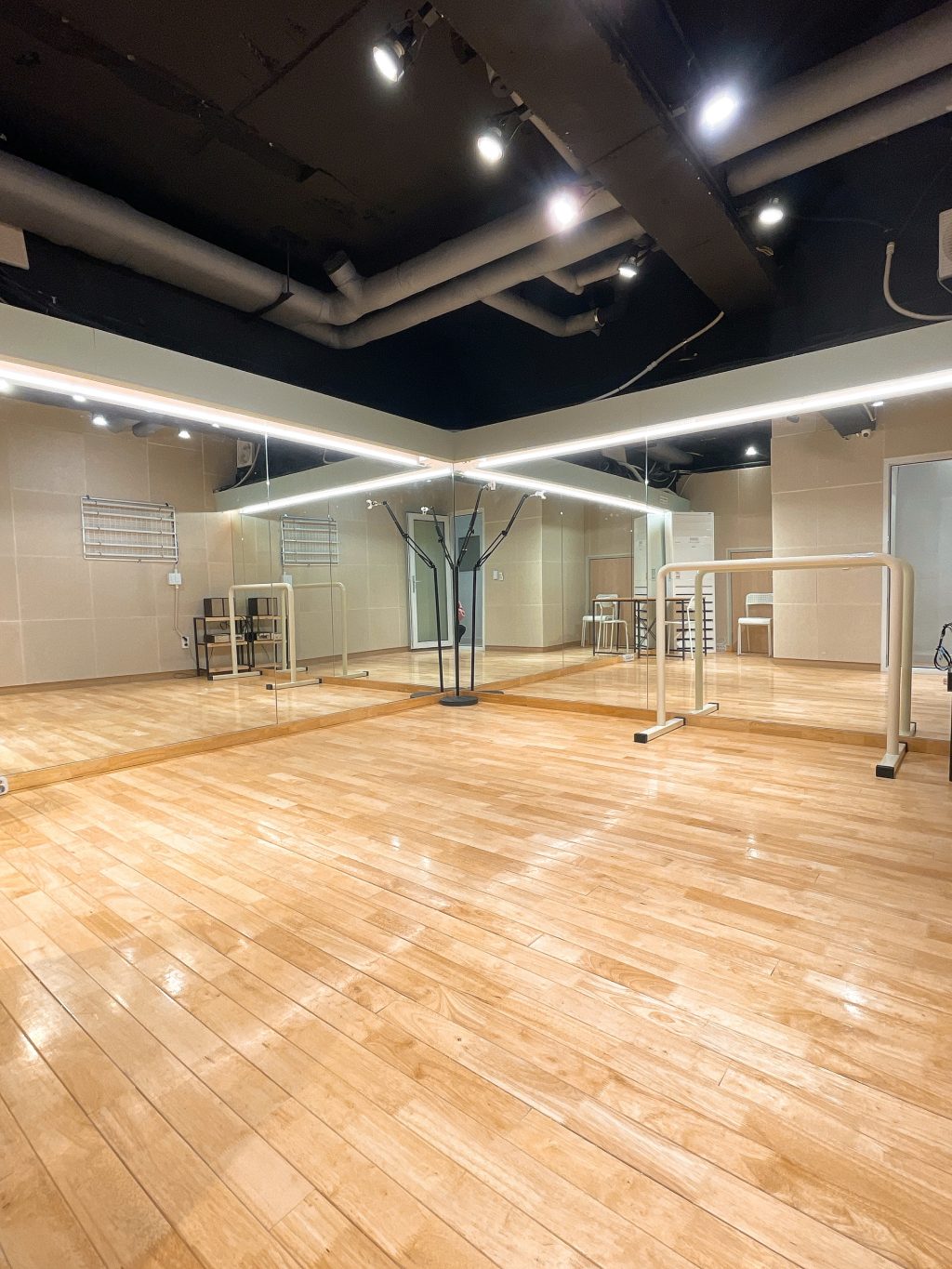 신림연습실의봄 -  연습실