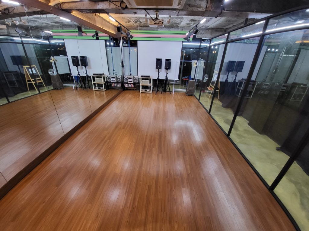 로보아 엔터테인먼트