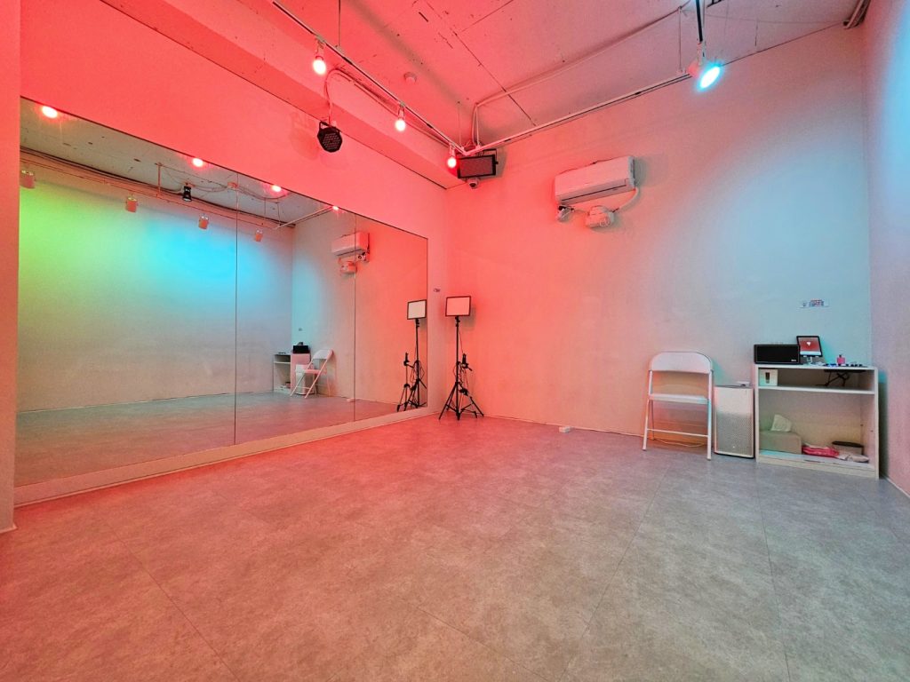 홍대 어필 연습실 2호점