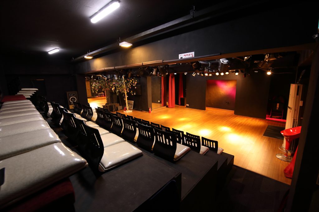 블라인드아트홀소극장