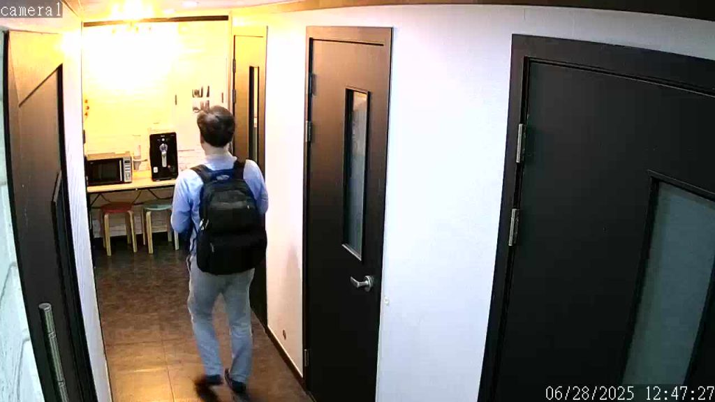 오페라미까연습실 -  연습실