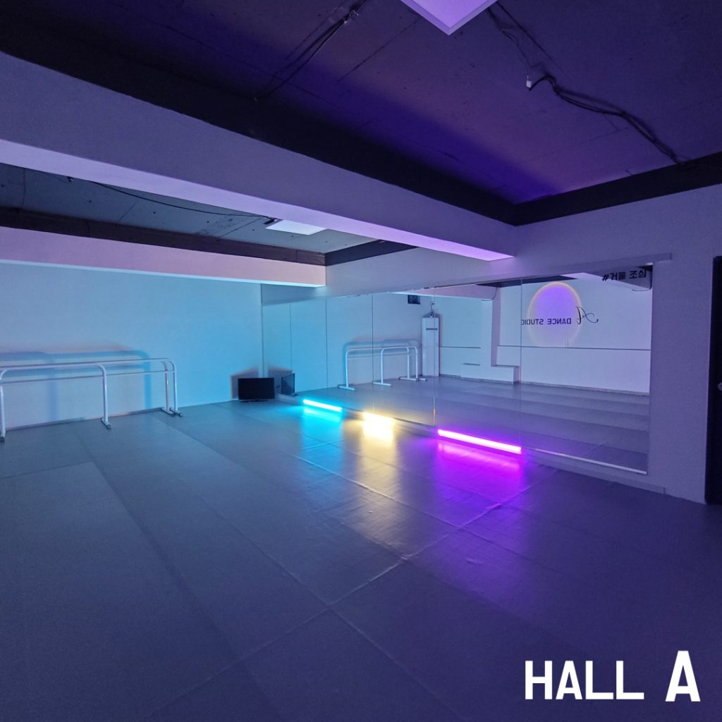 에이 댄스 발레 스튜디오 -  연습실